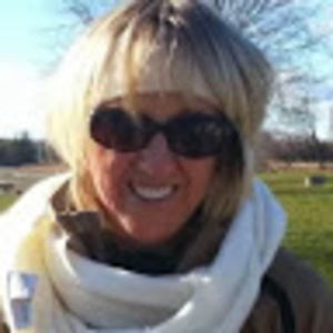 Meet your Posher, Debi